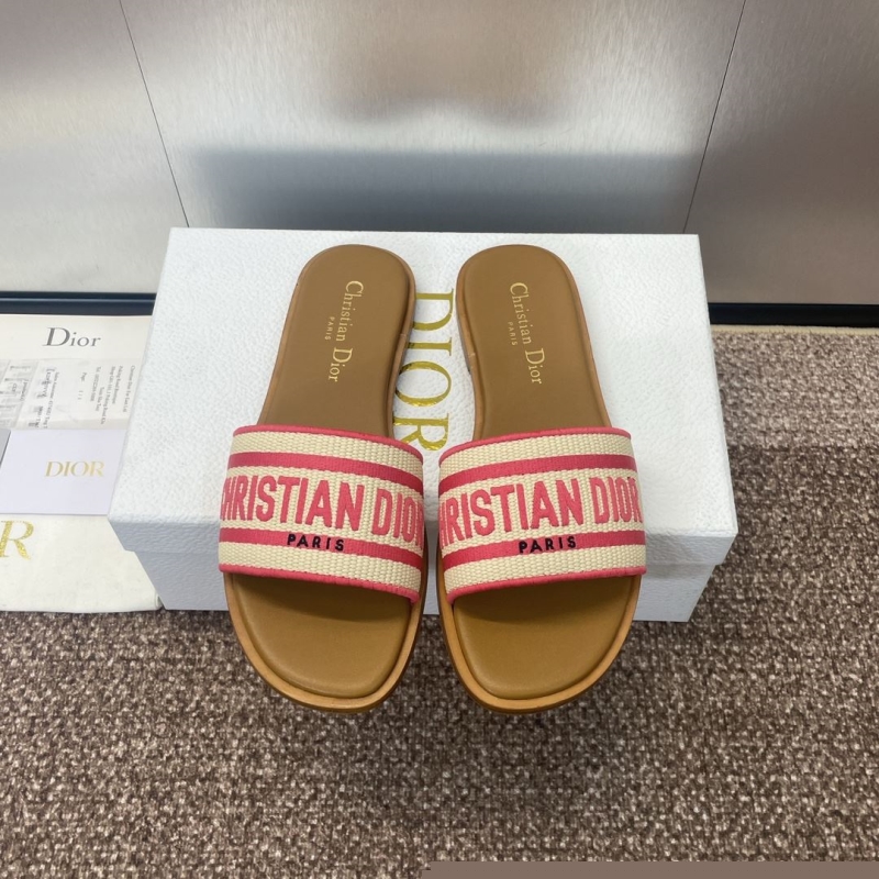 ch**an D*or slippers